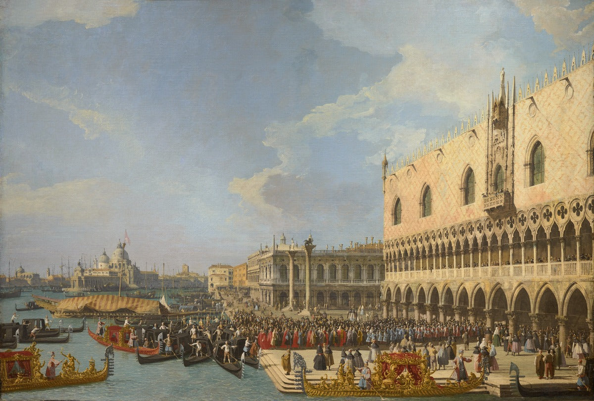 Dipinto settecentesco di Canaletto: il ricevimento dell'ambasciatore imperiale a Palazzo Ducale a Venezia, con dignitari in corteo e folla radunata nel cortile.